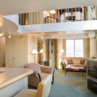 Garfield Suites Hotel Цинциннати Номер фото