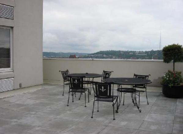 Garfield Suites Hotel Цинциннати Экстерьер фото